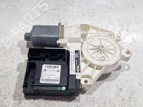 right-front-window-motor-audi-a3-8p1-2003-2004-2005-2006-2007-2008-2009-2010-2011-2012-2013-32745357 main image