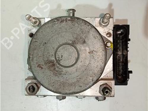 Used ABS pump RENAULT CLIO III Grandtour (KR0/1_) 1.2 16V (KR0P) (101 hp) 23907328