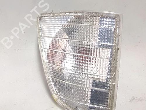 Used Right front indicator MERCEDES-BENZ SPRINTER 4-t Platform/Chassis (B904) 412 D (115 hp) 26020237