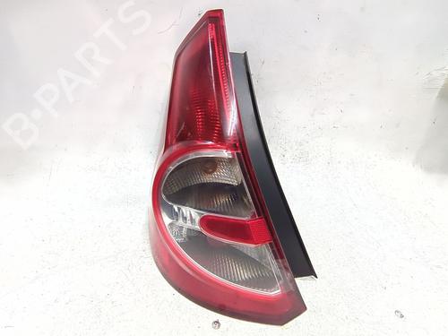 Venstre baglygte DACIA SANDERO II 1.5 dCi 75 / Blue dCi 75 (B8JW, B8M4, B8AH, B8M7, B8M6) (75 hp) 32669081