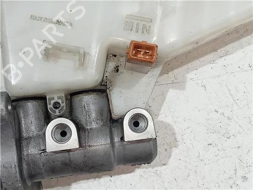 Brake master cylinder HYUNDAI i30 (FD) 1.4 | BP23921475M77 