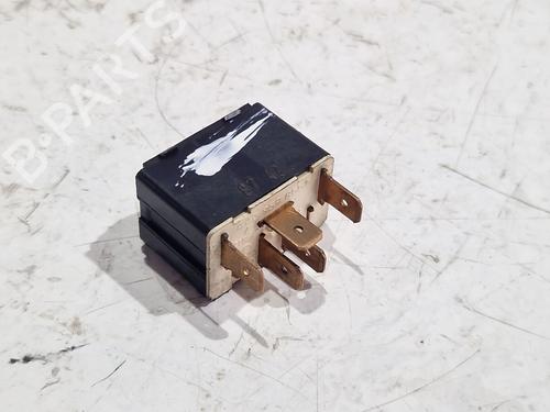 Left front window switch AUDI 80 B4 Saloon (8C2) 2.8 quattro | BP34624241I27 - Image 4