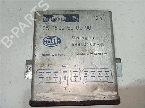Used Electronic module BMW 3 (E30) 315 (75 hp) 23907631