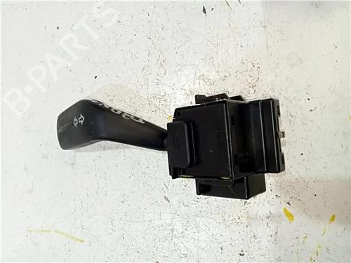 Commutateur FORD TRANSIT Van (FA_ _) 2.4 DI RWD (FAA_, FAB_, FAC_, FAD_) (120 hp) 23909857