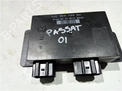 Używane Moduł elektroniczny VW PASSAT B5.5 (3B3) 1.9 TDI (130 hp) 23921273