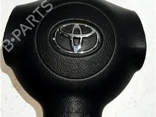 Used Driver airbag TOYOTA COROLLA (_E12_) 1.6 VVT-i (ZZE121_, ZZE121R) (110 hp) 23909256