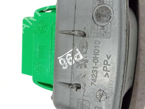 Right front window switch PEUGEOT 107 (PM_, PN_) 1.0 | BP29221463I26 