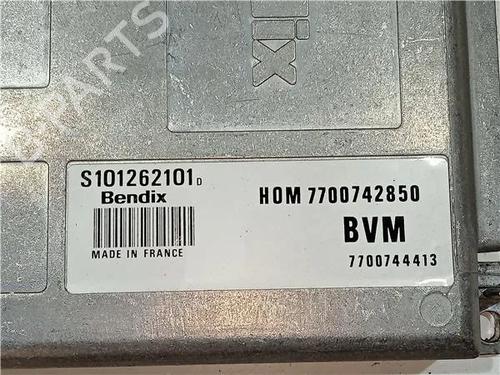 Electronic module RENAULT 19 I (B/C53_)  | BP26566817M83 