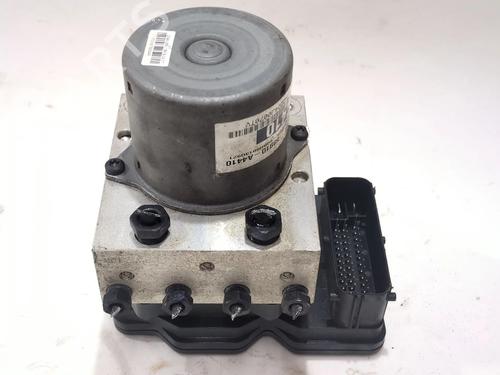 Used ABS pump KIA CARENS IV Van (A4) CRDi (116 hp) 27443513