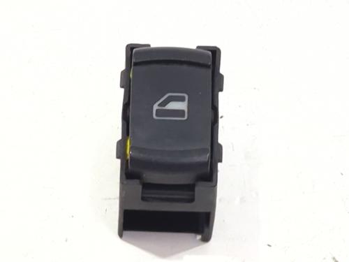 Mando elevalunas delantera derecho Mando elevalunas delantera derecho VW GOLF IV (1J1) 1.9 TDI (110 hp) 37027543 37027543