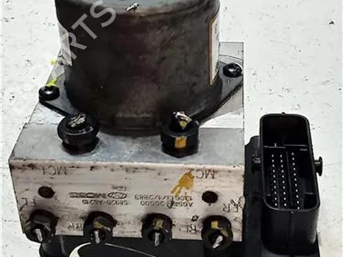Used ABS pump HYUNDAI i30 (GD) 1.4 CRDi (90 hp) 23917431
