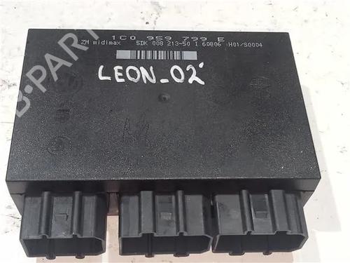 Elektronische module SEAT LEON (1M1) 1.9 TDI (110 hp) 23912589