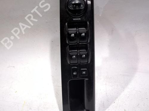 Used Left front window switch KIA SORENTO I (JC) 2.5 CRDi 4WD (140 hp) 23902173