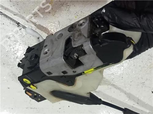 Front left lock CITROËN C4 II (NC_) 1.4 VTi 95 (NC8FP0) | BP26558583C98 