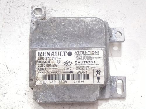 Airbag module RENAULT CLIO II (BB_, CB_) 1.4 16V (B/CB0P, BB13) (98 hp) 28623850
