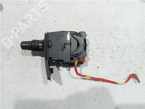 Used Switch RENAULT CLIO III Grandtour (KR0/1_) 1.2 16V (KR0P) (101 hp) 23918464