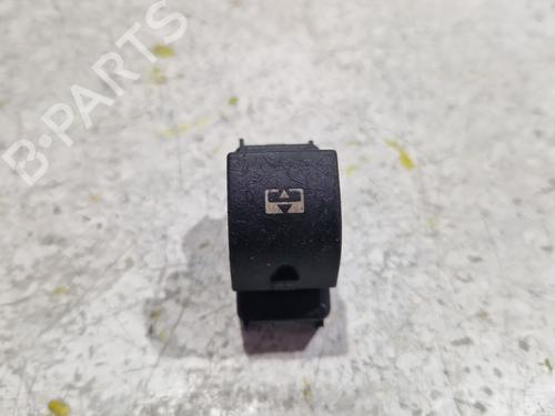 Used Right front window switch Right front window switch PEUGEOT 5008 (0U_, 0E_) 1.6 HDi (112 hp) 34125685 34125685