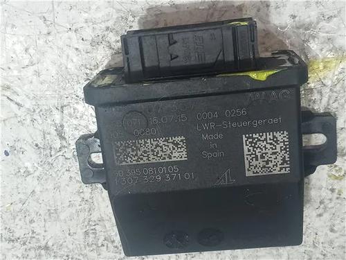 Used Electronic module SEAT LEON (5F1) 2.0 TDI (184 hp) 23915860
