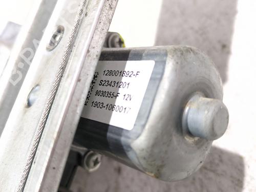 Elevador vidro trás esquerdo DACIA DUSTER (HM_) 1.5 dCi 90 (HMAA) | BP31183165C24