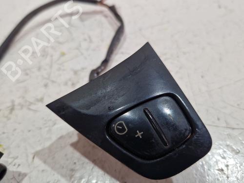 Steering wheel controls RENAULT CAPTUR I (J5_, H5_) 1.5 dCi 110 | BP34622064E15 - Image 3