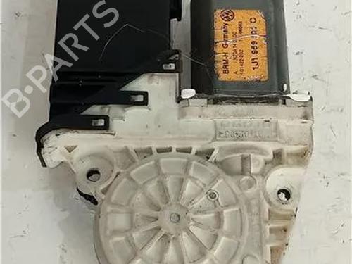 Portierruitmotor linksvoor VW GOLF IV (1J1) 1.4 16V (75 hp) 23912377