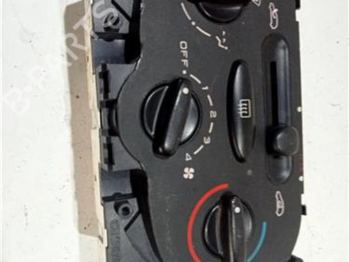 Used Climate control PEUGEOT 206 Hatchback (2A/C) 1.4 HDi eco 70 (68 hp) 23931455