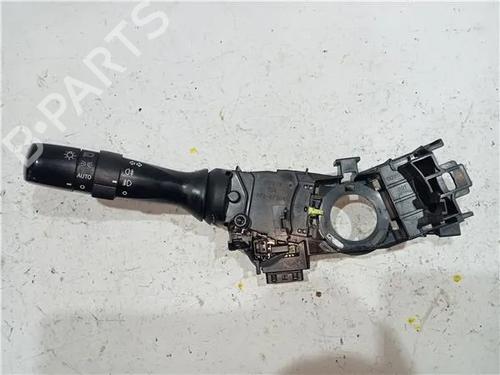Used Switch TOYOTA AVENSIS Saloon (_T27_) 1.6 VVT-i (ZRT270_, ZRT270R) (132 hp) 23918472