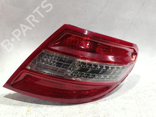 Used Right taillight Right taillight MERCEDES-BENZ C-CLASS (W204) C 200 CDI (204.001) (136 hp) 40623879 40623879