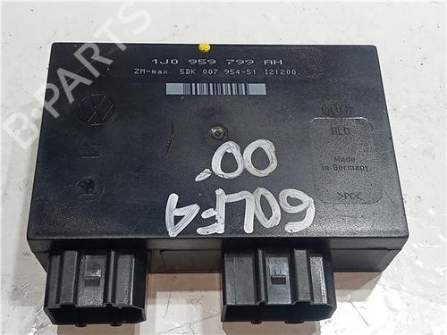 Used Electronic module VW GOLF IV (1J1) 1.4 16V (75 hp) 23915919