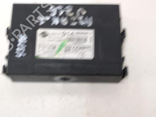 Used Fuse box NISSAN PRIMERA (P11) 2.0 16V (131 hp) 25017468
