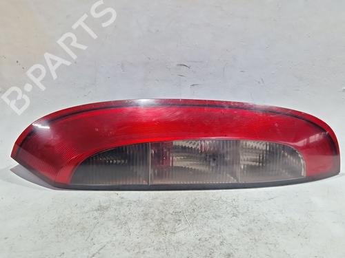 Używane Lampa tylna prawa OPEL CORSA C (X01) 1.2 (F08, F68) (75 hp) 30193688