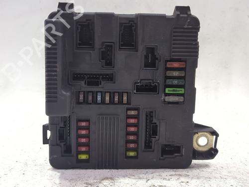 Used Fuse box Fuse box 39103125 39103125