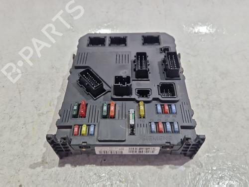 Used Fuse box Fuse box CITROËN BERLINGO / BERLINGO FIRST Box Body/MPV (M_) 1.6 HDI 75 (MB9HW) (75 hp) 33704069 33704069