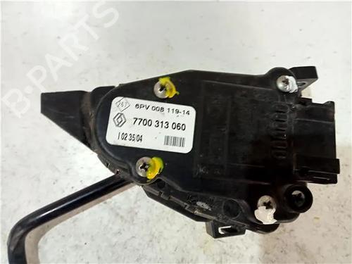 Pedal RENAULT TRAFIC II Bus (JL) 1.9 dCI 100 (JL0C, JL0K) | BP23929612I4 