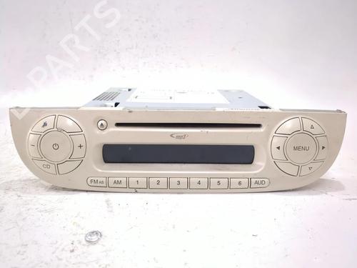 Used Radio FIAT 500 C (312_) 0.9 (312AG1A) (86 hp) 28579880
