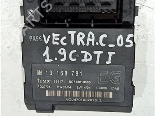 Caja reles / fusibles OPEL VECTRA C (Z02) 1.9 CDTI (F69) (120 hp) 23911123