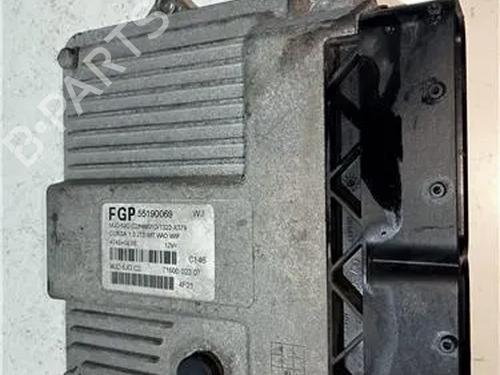 Elektronik Modul für OPEL CORSA C (X01) 1.2 (F08, F68) (75 hp) 23912463
