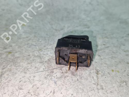 Right front window switch AUDI A4 B5 (8D2) 1.9 TDI | BP34124739I26 - Image 4