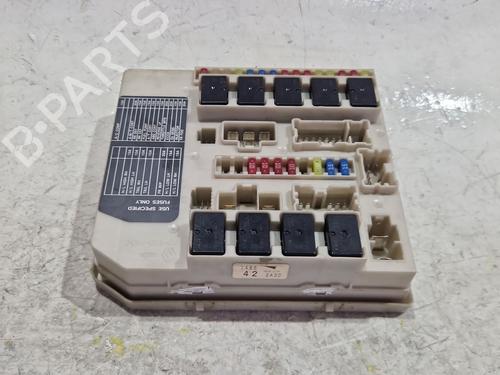 Used Fuse box Fuse box NISSAN MICRA III (K12) 1.5 dCi (82 hp) 34156215 34156215