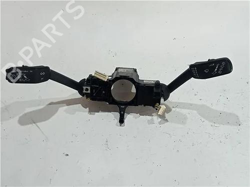 Used Switch SKODA OCTAVIA III (5E3, NL3, NR3) 1.4 TSI (150 hp) 23918737