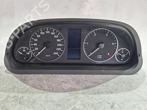 Used Instrument cluster Instrument cluster MERCEDES-BENZ A-CLASS (W169) A 180 CDI (169.007, 169.307) (109 hp) 33936753 33936753