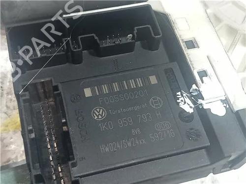 Left front window motor SEAT LEON (1P1) 2.0 TDI 16V | BP23915863E21