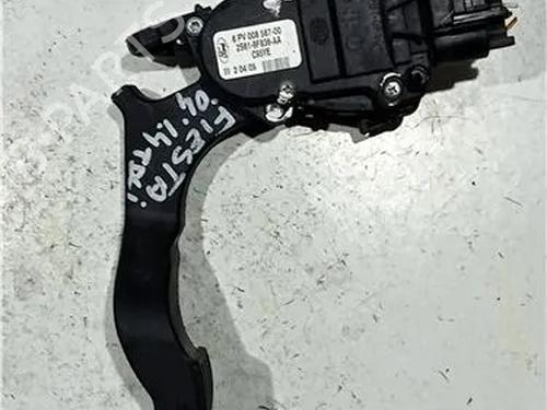 Used Pedal FORD FIESTA VI Van 1.4 TDCi (70 hp) 23930290
