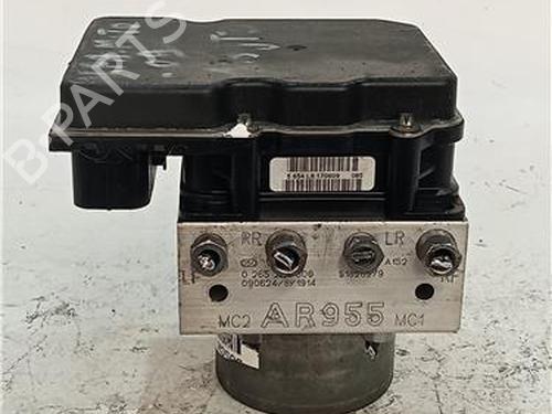 Used ABS pump ALFA ROMEO MITO (955_) 1.3 MultiJet (955AXP1A, 955AYC1A) (95 hp) 23910551