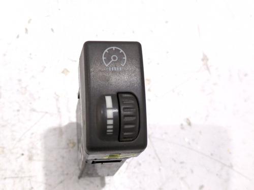 Used Headlight adjuster motor ISUZU D-MAX I (TFR, TFS) 2.5 DiTD 4x4 (TFS54) (101 hp) 33161684