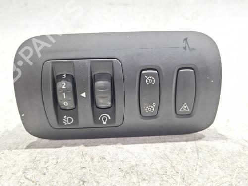 Used Switch Switch RENAULT MEGANE II (BM0/1_, CM0/1_) 1.9 dCi (BM0G, CM0G) (120 hp) 32697779 32697779