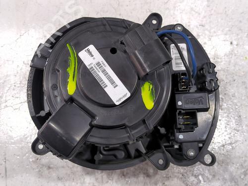 Used Heater blower motor Heater blower motor RENAULT MEGANE IV Grandtour (K9A/M/N_) 1.6 dCi 130 (130 hp) 33704055 33704055