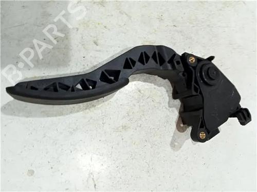 Pedal RENAULT MEGANE III Hatchback (BZ0/1_, B3_) 1.5 dCi | BP23930132I4 