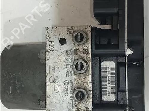 ABS Bremseaggregat SEAT EXEO (3R2) 2.0 TDI (120 hp) 23908066