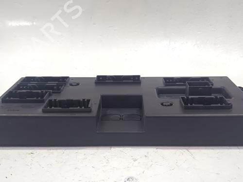 Fuse box LAND ROVER DISCOVERY V (L462) 2.0 Sd4 4x4 | BP38796305E1 - Image 4
